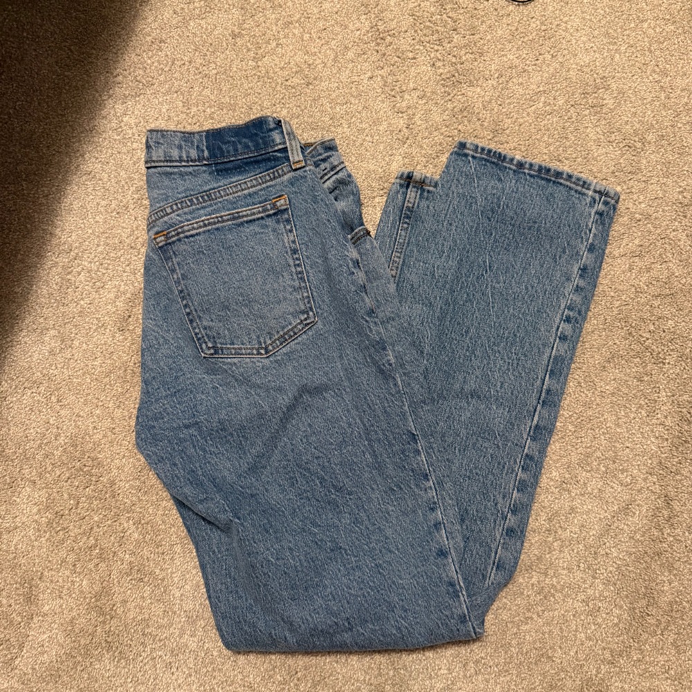 Abercrombie Curve Love Straight Mid Rise